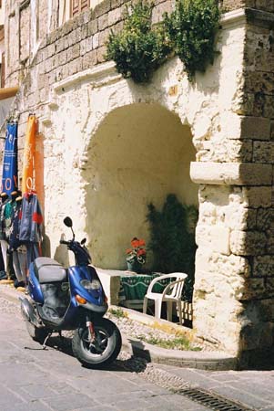 Lindos2002-F2-05