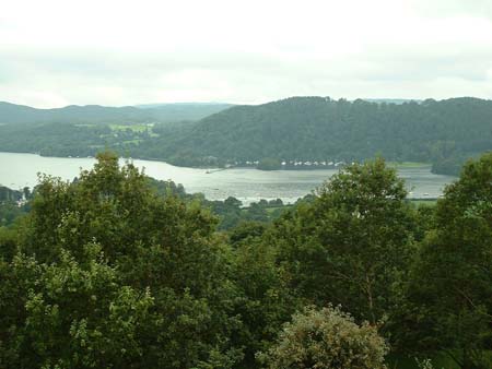 Hol02255